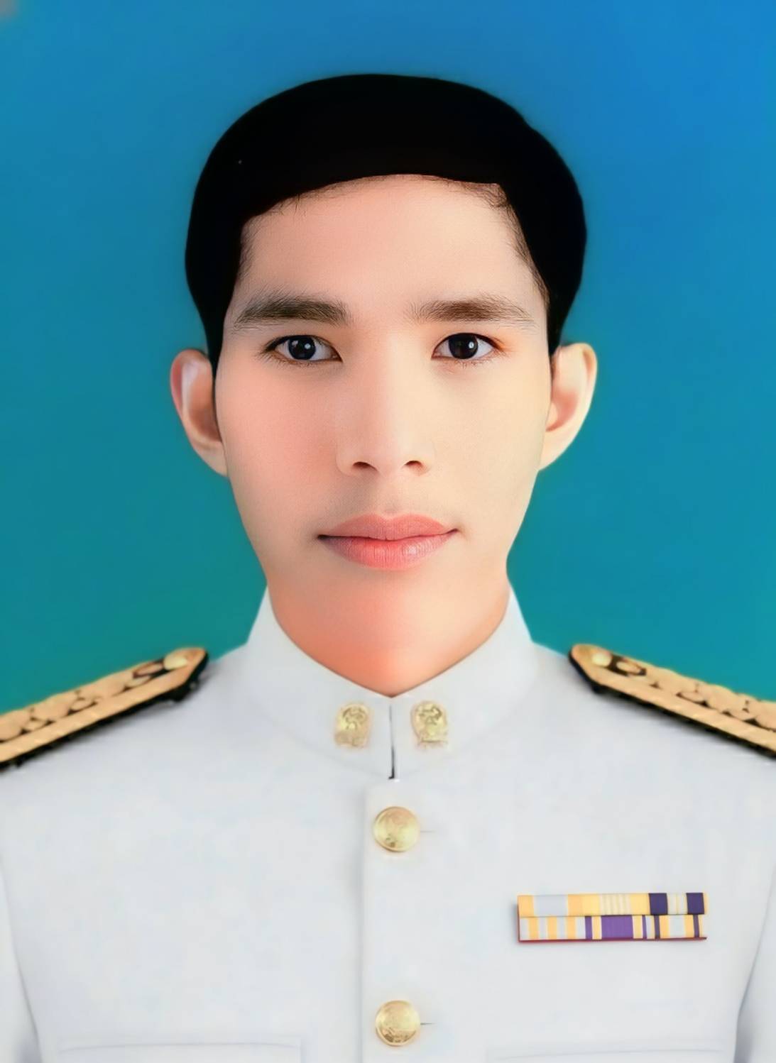 นายศักดิ์พิเชฐ เกลี้ยงพร้อม